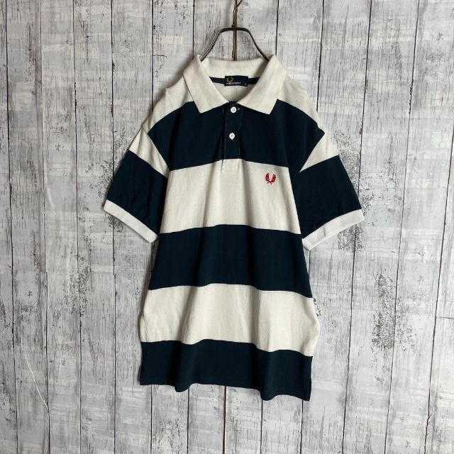 FRED PERRY(フレッドペリー)の【太ボーダー☆定番デザイン】フレッドペリー ポロシャツ 刺繍ワンポイント刺繍ロゴ メンズのトップス(ポロシャツ)の商品写真