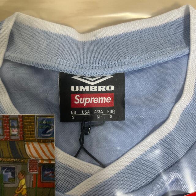 Supreme(シュプリーム)のSupreme / Umbro Soccer Jersey Light Blue メンズのトップス(Tシャツ/カットソー(半袖/袖なし))の商品写真