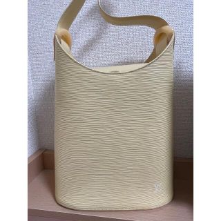 LOUIS VUITTON - ルイヴィトン エピ ヴェルソー ショルダーバック