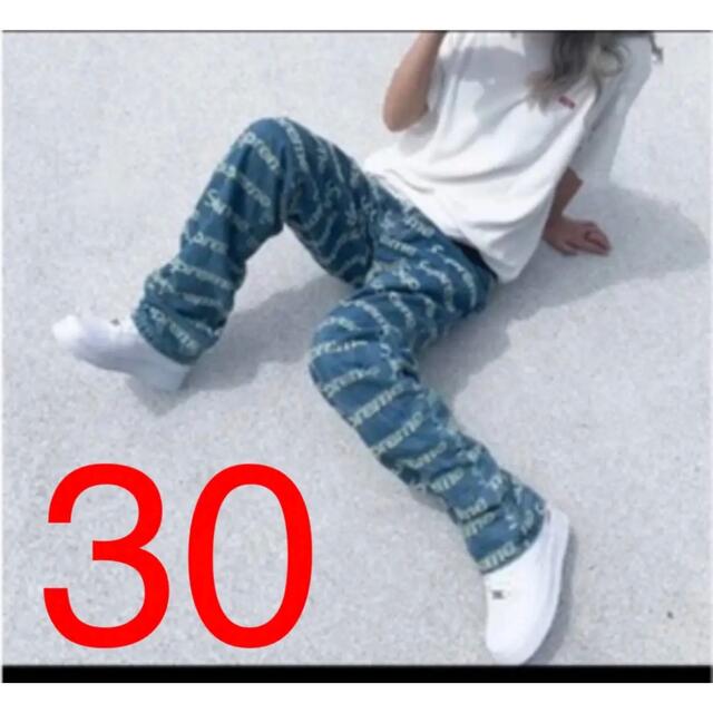 Supreme Frayed Logos Regular Jean Supreme Frayed Logos Regular Jean