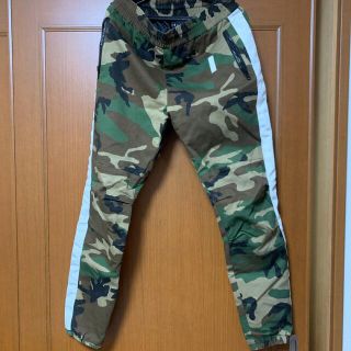 シュプリーム(Supreme)の美品FULL-BK LINE CAMO PANTS フルビーケー迷彩カーゴパンツ(ワークパンツ/カーゴパンツ)