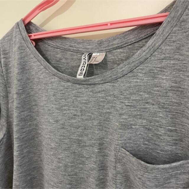 H&M(エイチアンドエム)の新品　未使用　H&M Tシャツ グレー レディースのトップス(Tシャツ(半袖/袖なし))の商品写真