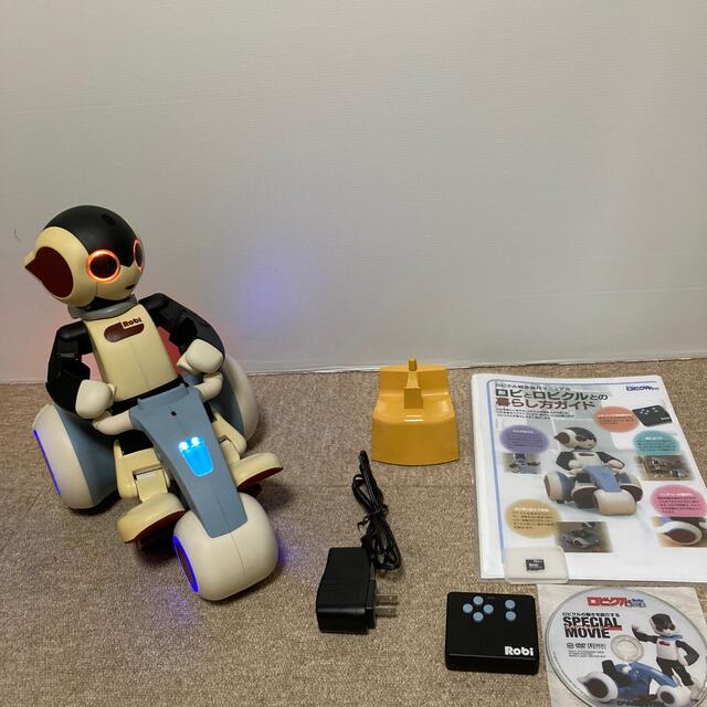 ディアゴスティーニ Robi(ロビ)+ロビクル ディアゴスティーニ Robi(ロビ)+ロビクル