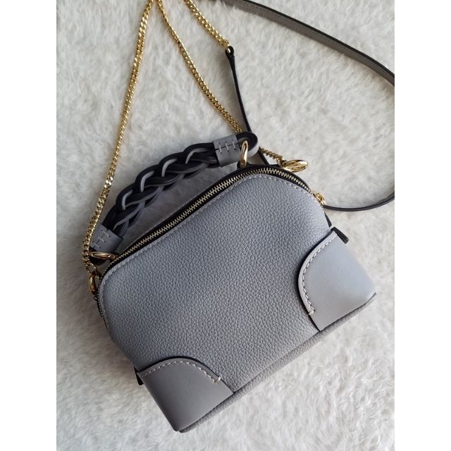 激安の 新品 CHLOE クロエ DARIA ミニ チェーン バッグ Stormy Grey