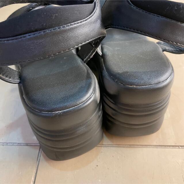 R&E(アールアンドイー)のR&E サンダル　スポサン　ブラック　黒　クッション　ストラップ付き レディースの靴/シューズ(サンダル)の商品写真