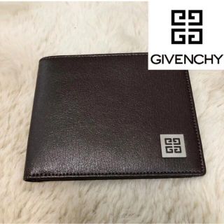 ジバンシィ(GIVENCHY)のgivenchy ジバンシー　二つ折り財布 ブラウン　メタリックプレート(折り財布)