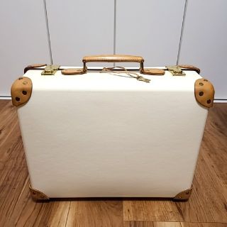 グローブトロッター(GLOBE-TROTTER)の【美品】グローブトロッター 18インチエアキャビン  旅行バッグ(スーツケース/キャリーバッグ)