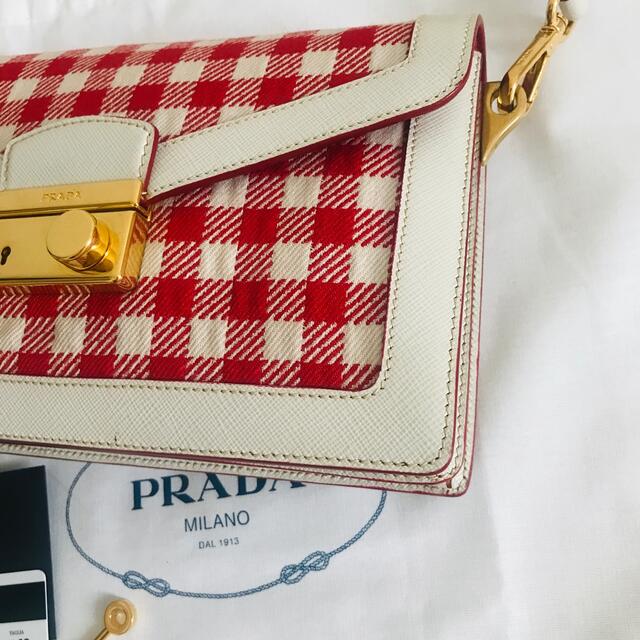 激レア　PRADA プラダ　紗栄子さん愛用　チェック　ハンドバッグ　クラッチ　赤