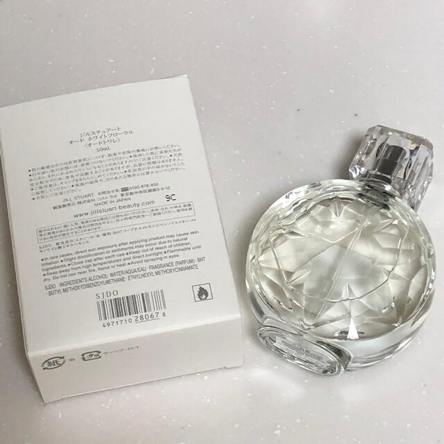 JILLSTUART - ジルスチュアート オード ホワイトフローラル 50ml 香水の通販 by Moonコスメ's shop|ジルスチュアート ならラクマ