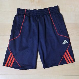 アディダス(adidas)のadidas ハーフパンツ(ショートパンツ)