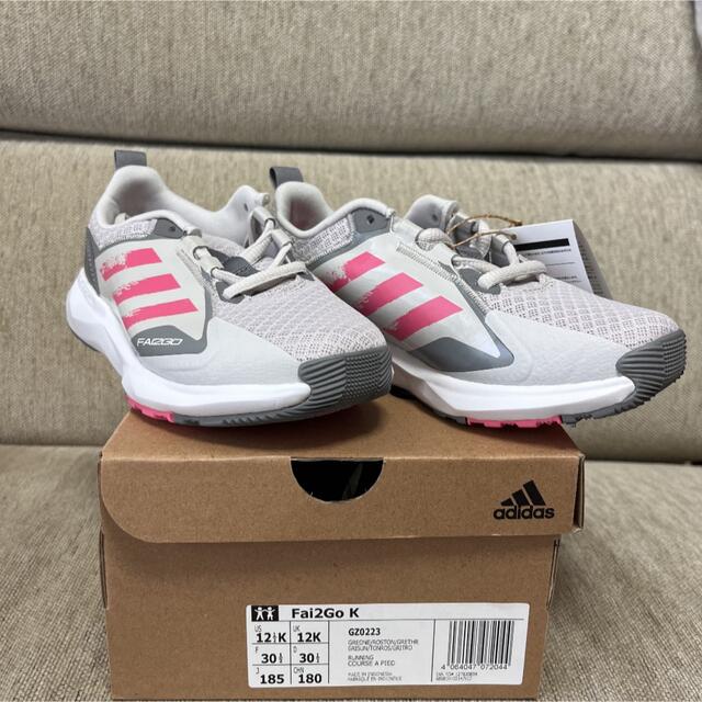 adidas(アディダス)のadidas Fai2Go ⭐︎新品未使用 キッズ/ベビー/マタニティのキッズ靴/シューズ(15cm~)(スニーカー)の商品写真