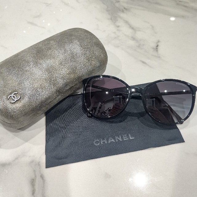 CHANEL - 【美品】CHANEL☆シャネル☆ココマーク☆サングラス☆ブラックの通販 by H-STYLE|シャネルならラクマ CHANEL - 【美品】CHANEL☆シャネル☆ココマーク☆サングラス☆ブラックの通販 by H-STYLE|シャネルならラクマ