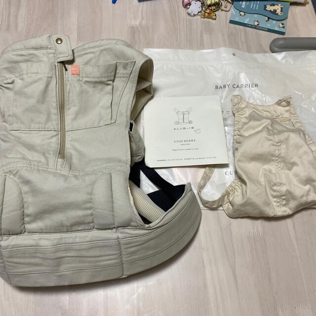 新品 未使用 BABYBJORN onekaiAIR 02MN0226594