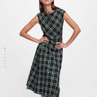 ザラ(ZARA)の【希少】ZARA ザラ タータンチェック ロングワンピース グリーン匿名配送(ロングワンピース/マキシワンピース)