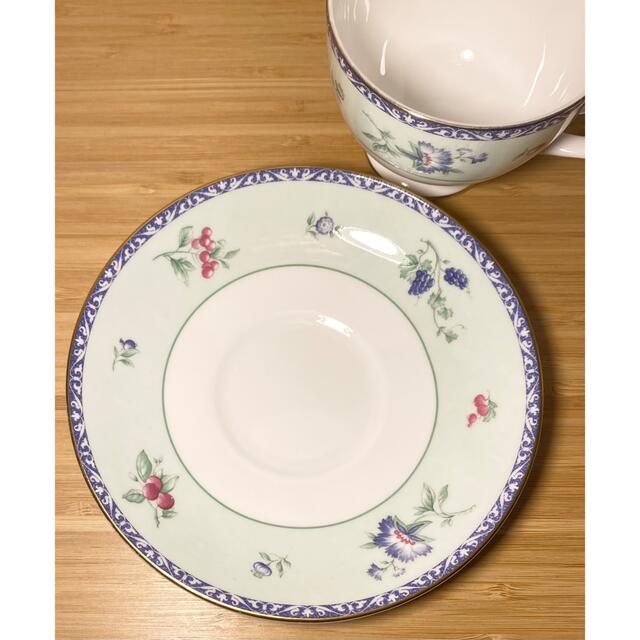 WEDGWOOD(ウェッジウッド)のWEDGWOOD ウェッジウッド★メドウフィールド　ペアティーカップ&ソーサー インテリア/住まい/日用品のキッチン/食器(グラス/カップ)の商品写真