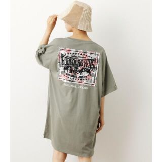 ロデオクラウンズワイドボウル(RODEO CROWNS WIDE BOWL)のNP PATCH Tシャツワンピース(ミニワンピース)