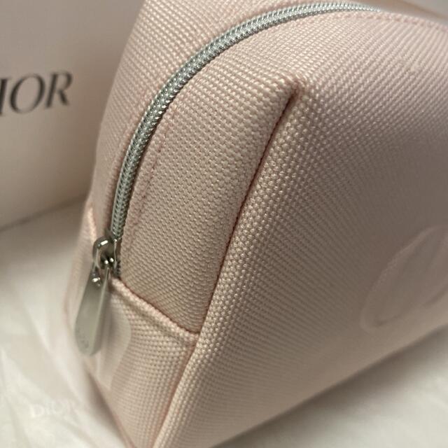 Christian Dior(クリスチャンディオール)のディオール♡ノベルティポーチ エンタメ/ホビーのコレクション(ノベルティグッズ)の商品写真