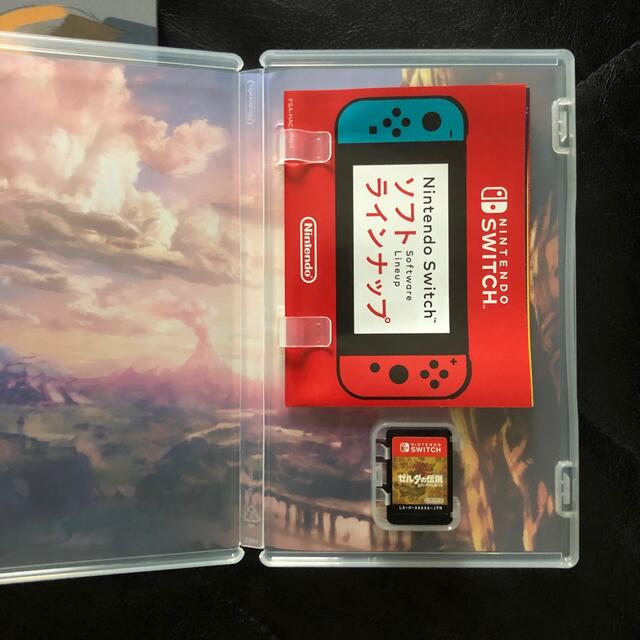 Nintendo Switch(ニンテンドースイッチ)の「ゼルダの伝説 ブレスオブザワイルド」ガイドブック付き 任天堂 SWITCH エンタメ/ホビーのゲームソフト/ゲーム機本体(家庭用ゲームソフト)の商品写真