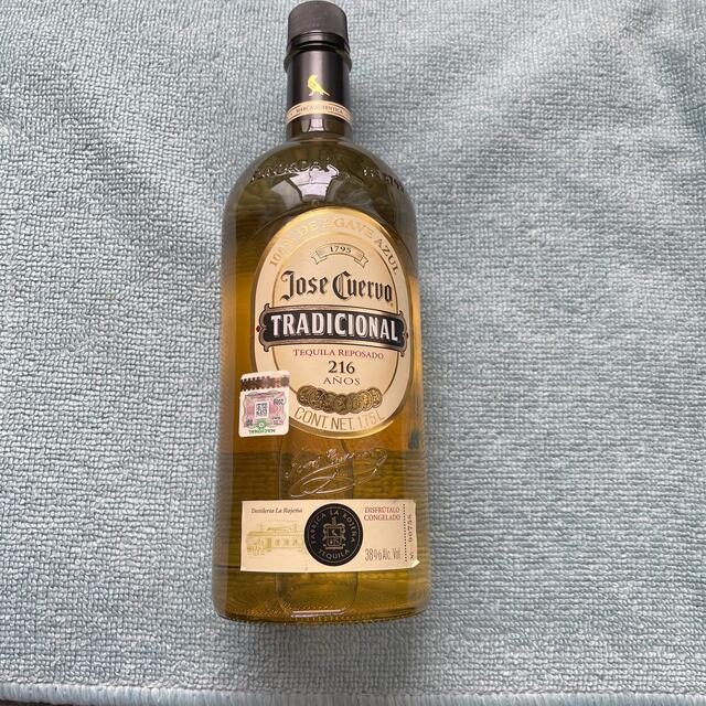 メキシコ テキーラ ホセクエルボ 1.75L 可愛いクリスマスツリーや