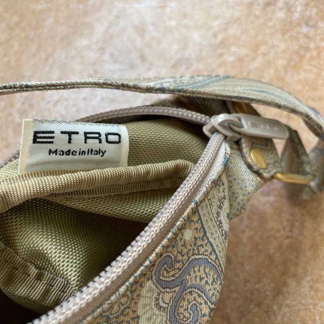 ETRO(エトロ)のErroエトロ/ペイズリー/ミニバッグ レディースのバッグ(ショルダーバッグ)の商品写真