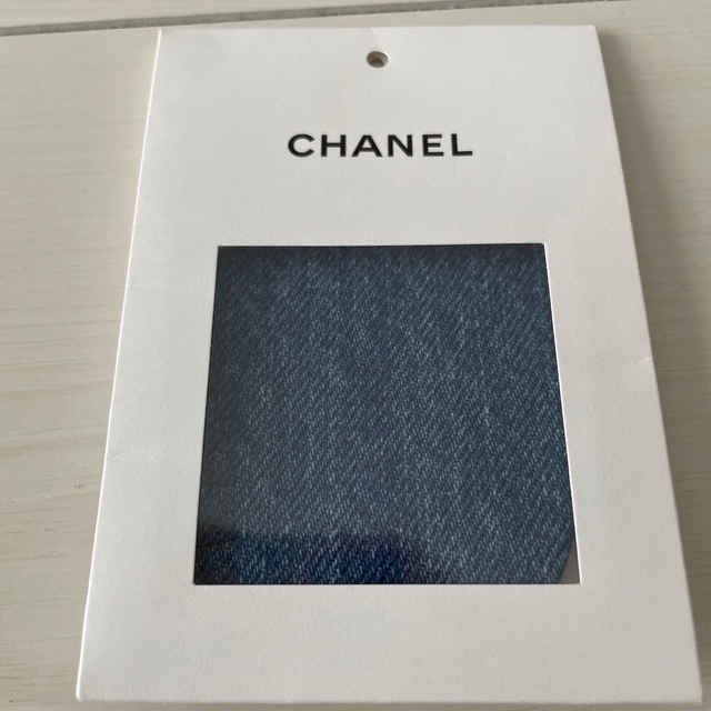 CHANEL(シャネル)の【専用です】2022 シャネル　ジーンズ　パンツ　デニム　38 レディースのパンツ(デニム/ジーンズ)の商品写真