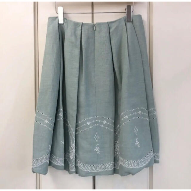 FOXEY(フォクシー)の新品 FOXEY Skirt Linen Flower レーススカート(40) レディースのスカート(ひざ丈スカート)の商品写真