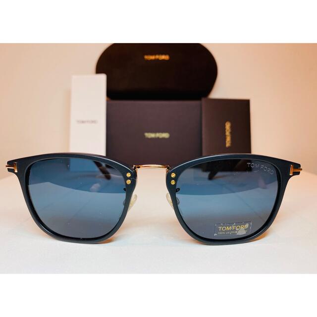 TOMFORD トムフォード サングラス メガネ高級メガネ FT0672 02N