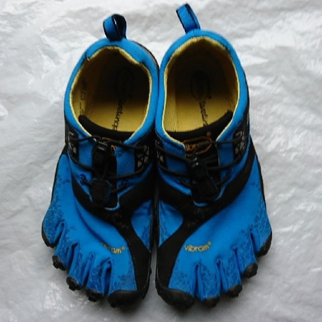 vibram(ビブラム)のVibram FiveFingers/W36(22.5cm) レディースの靴/シューズ(スニーカー)の商品写真