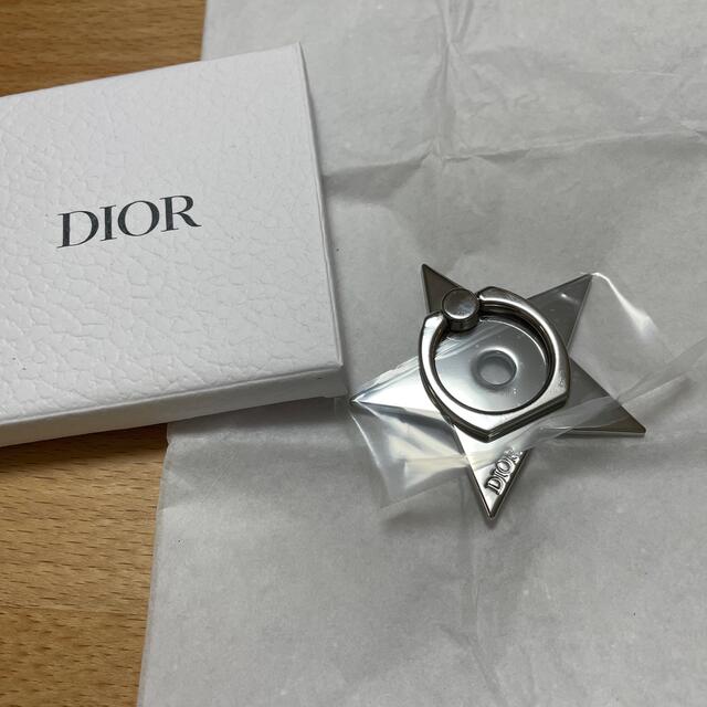 Dior(ディオール)のDIOR スマホリング スマホ/家電/カメラのスマホアクセサリー(その他)の商品写真