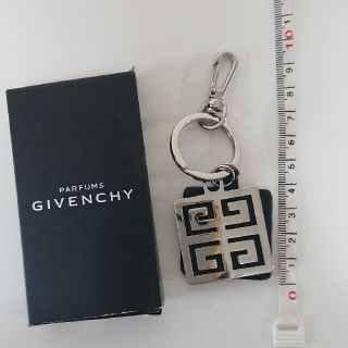 ジバンシィ(GIVENCHY)の新品未使用 キーホルダー(キーホルダー)