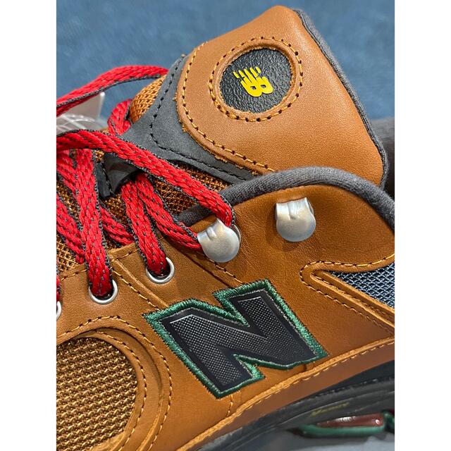 New Balance(ニューバランス)のNew Balance M2002R WM WONDERLAND PACK メンズの靴/シューズ(スニーカー)の商品写真