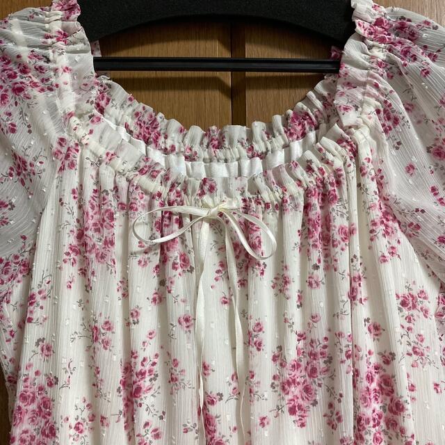 お金を節約 花柄チェニック LEST ROSE L