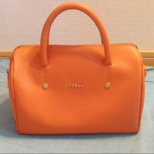 本日のみ¥14500- 美品 FURLA  Alissa 2way サフィアーノ