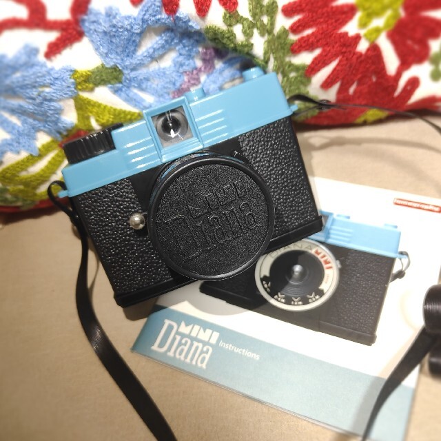 DIANA(ダイアナ)のlomography Diana mini フィルムカメラ スマホ/家電/カメラのカメラ(フィルムカメラ)の商品写真