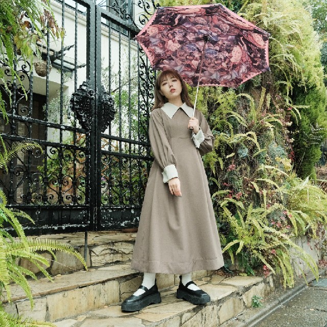 アンクルージュ 完売色 新品・定価以下メイドさん風ブラックワンピース