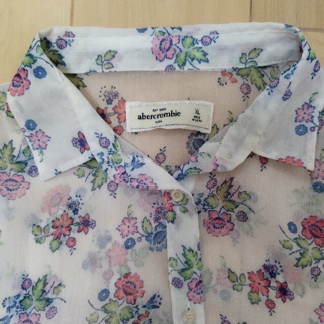 新品★GILLY HICKS ギリーヒックス★ブラウス★シアー★花柄★アバクロ