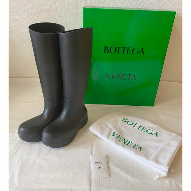 Bottega Veneta(ボッテガヴェネタ)のBOTTEGA VENETA 37 パドルブーツロング レディースの靴/シューズ(ブーツ)の商品写真