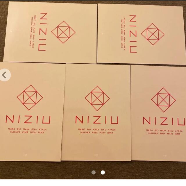 NiziU(ニジュー)のNIZIU リオ ランダムトレカ エンタメ/ホビーのタレントグッズ(アイドルグッズ)の商品写真