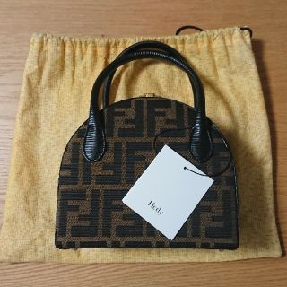 フェンディ(FENDI)のFENDI ズッカ柄 ショルダーバッグ ☆(ショルダーバッグ)