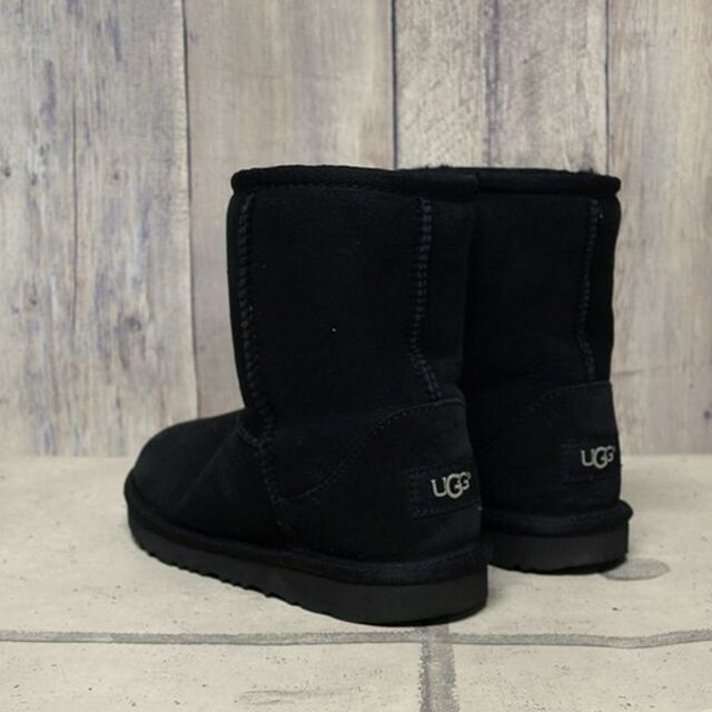 UGG(アグ)のUGG◇アグ・子ども用ムートンブーツ◇ブラック・21cm　美品 キッズ/ベビー/マタニティのキッズ靴/シューズ(15cm~)(ブーツ)の商品写真