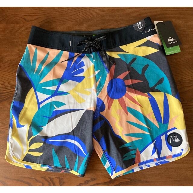 クイックシルバー　QUIKSILVER サーフパンツ　ボードパンツ　水着　30