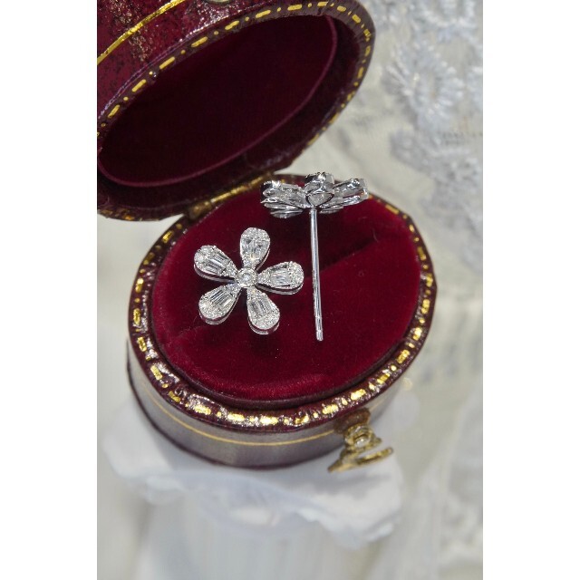 驚きの値段 花モチーフ 天然ダイヤモンドピアス0.44ct k18 ピアス