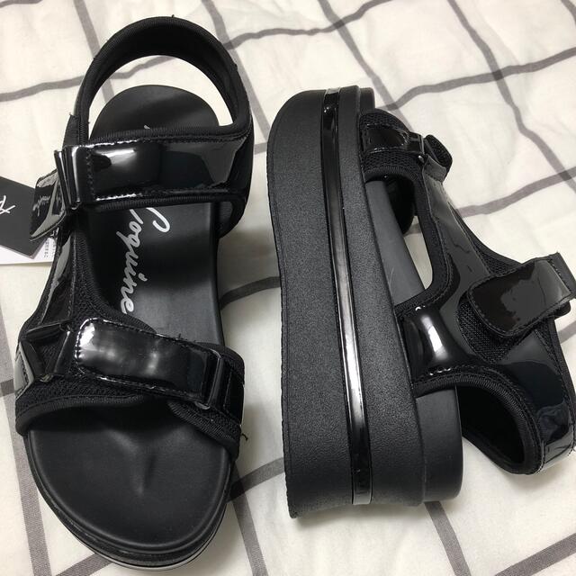 アンコキーヌ 厚底サンダル ブラック Sサイズ 新品 レディースの靴/シューズ(サンダル)の商品写真