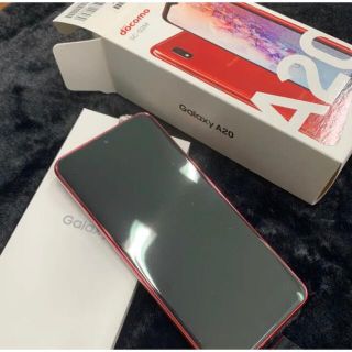 サムスン(SAMSUNG)の\\新品//【Galaxy A20 】レッド 32 GB(スマートフォン本体)