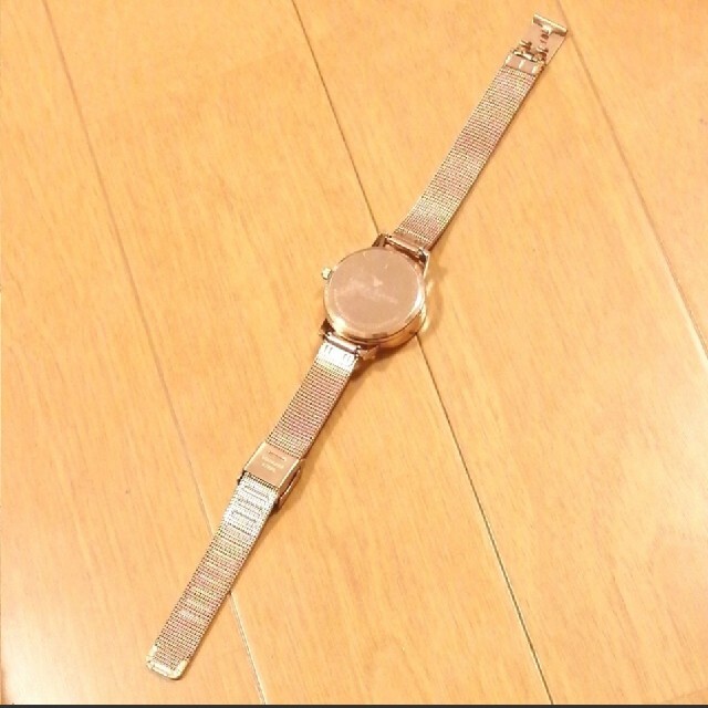 BURTON(バートン)のオリビアバートン 腕時計 ピンクゴールド 花柄 美品 レディースのファッション小物(腕時計)の商品写真