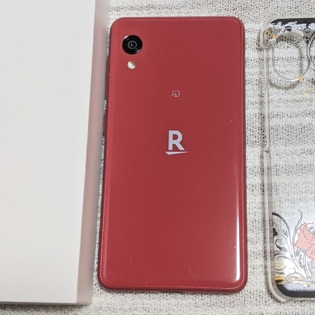 Rakuten(ラクテン)のm,y様専用　楽天ミニ　mini 赤　スマホ　箱　付属品　楽天モバイル　ケース スマホ/家電/カメラのスマートフォン/携帯電話(スマートフォン本体)の商品写真