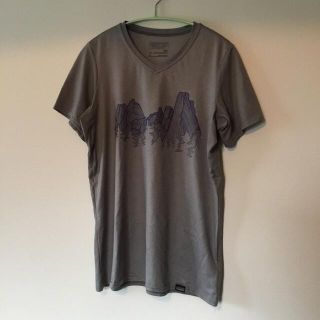 パタゴニア(patagonia)のパタゴニア　キャプリーン　ベースレイヤー　Tシャツ(登山用品)