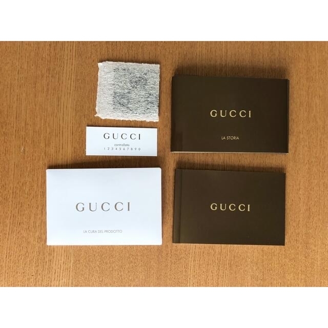 Gucci(グッチ)の【送料込】値下げ！GUCC I  グッチ　G G キャンバスエナメルトートバッグ レディースのバッグ(トートバッグ)の商品写真