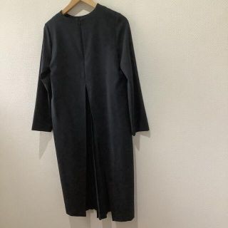 クラネ(CLANE)のクラネ　バックプリーツワンピース　タグ付　新品　黒　ブラック　サイズ1 ポケット(ひざ丈ワンピース)