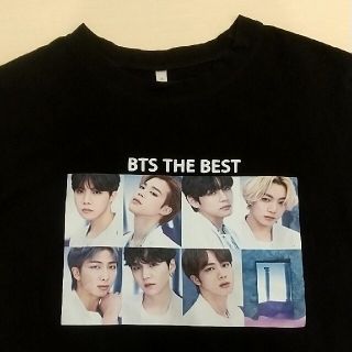 ボウダンショウネンダン(防弾少年団(BTS))の美品♪BTS 写真プリントTシャツ ブラック Mサイズ(アイドルグッズ)